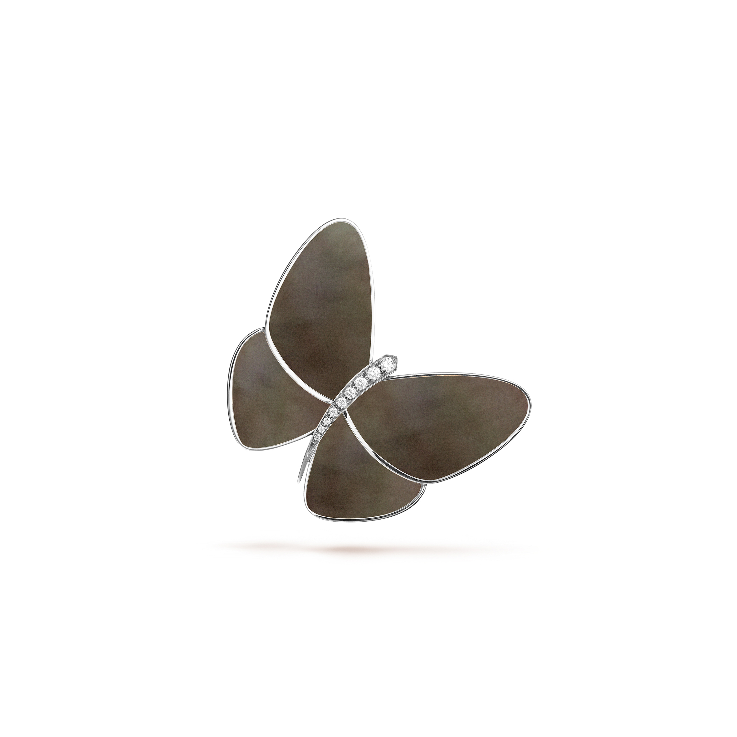 VAN CLEEF ARPELS BUTTERFLY CLIP - WHITE GOLD, DIAMOND, MOTHER-OF-PEARL  VCARA64300